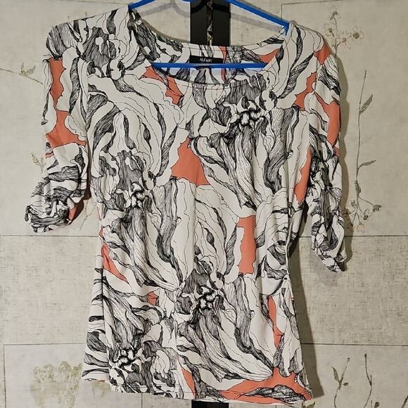 Alfani Tops - Alfani Black and White Fitted Ruched Blouse